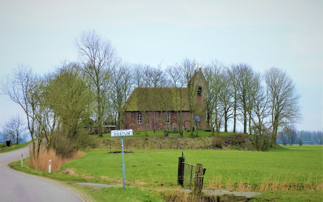 Oostum, Kerk